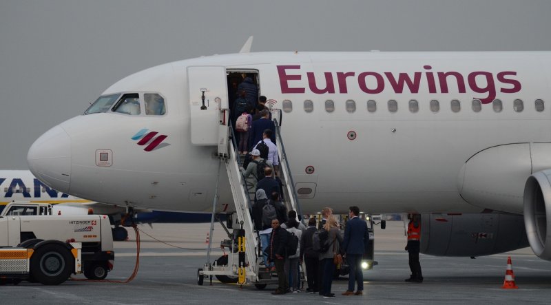 eurowings carry on restrictions